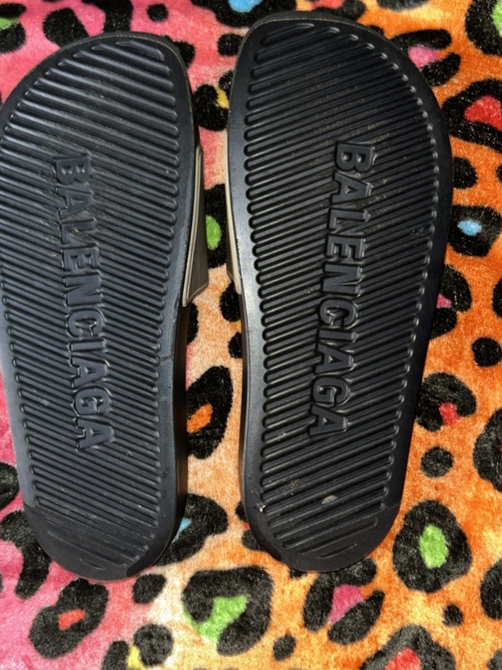Balenciaga pool slides
